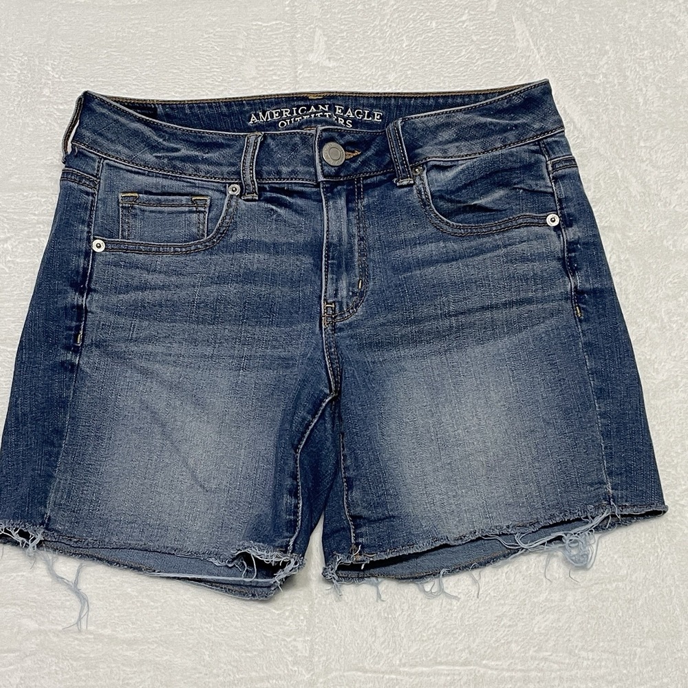 American Eagle Women's Juniors Midi Super Stretch Shorts Size See Measurements‎